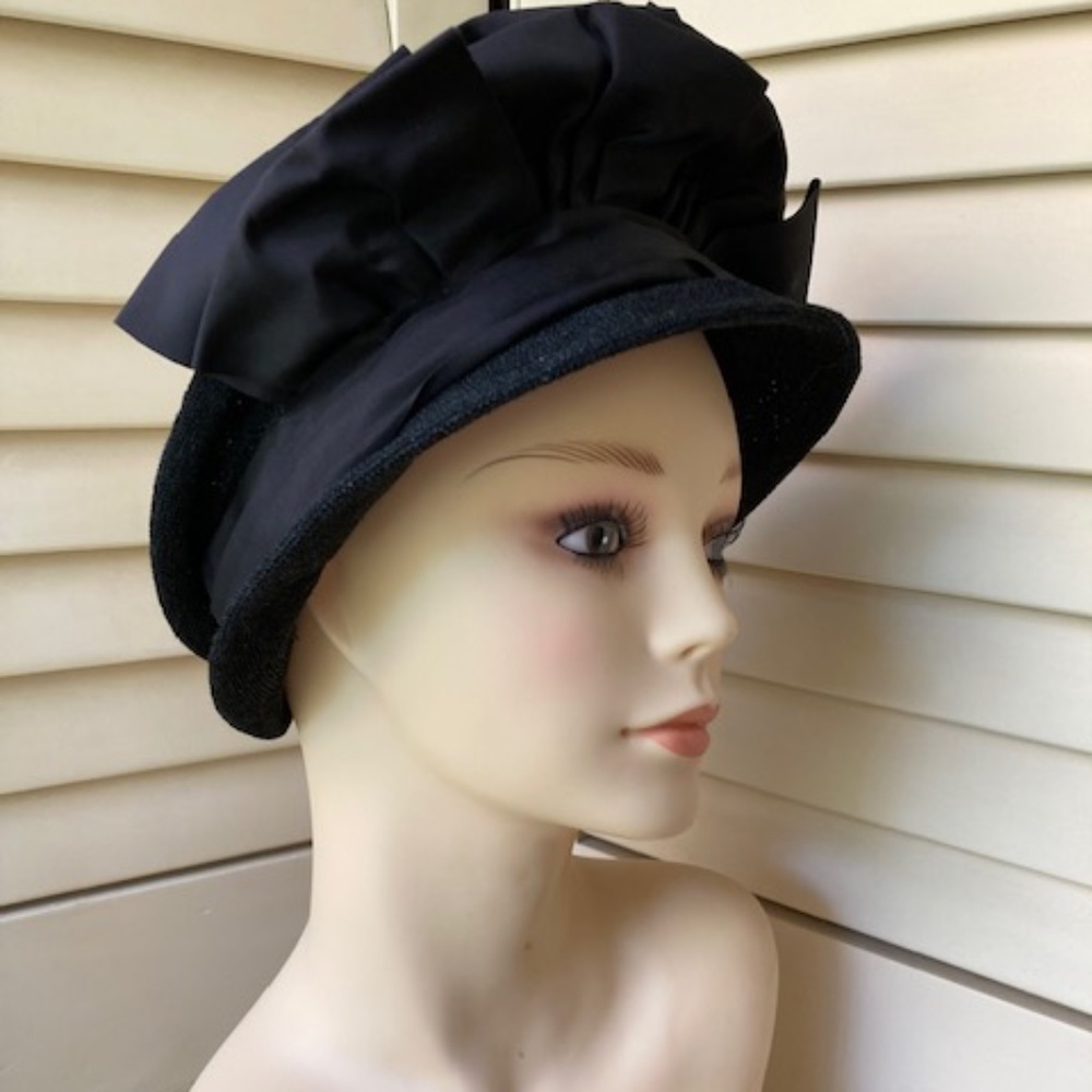 1930's Black Taffeta Hat